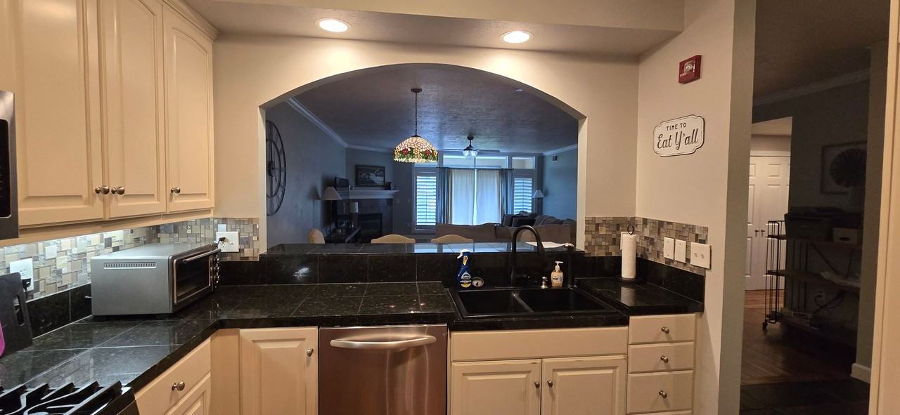 133 W Northwood Ln #204 - Photo 7 of 34