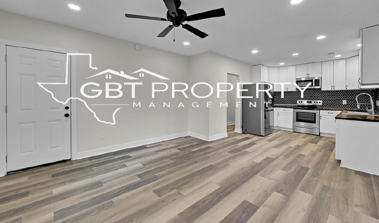 1713 Reuter Avenue - Photo 2 of 11