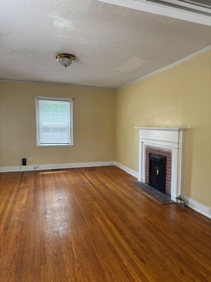 1308 Holman St - Photo 2 of 14