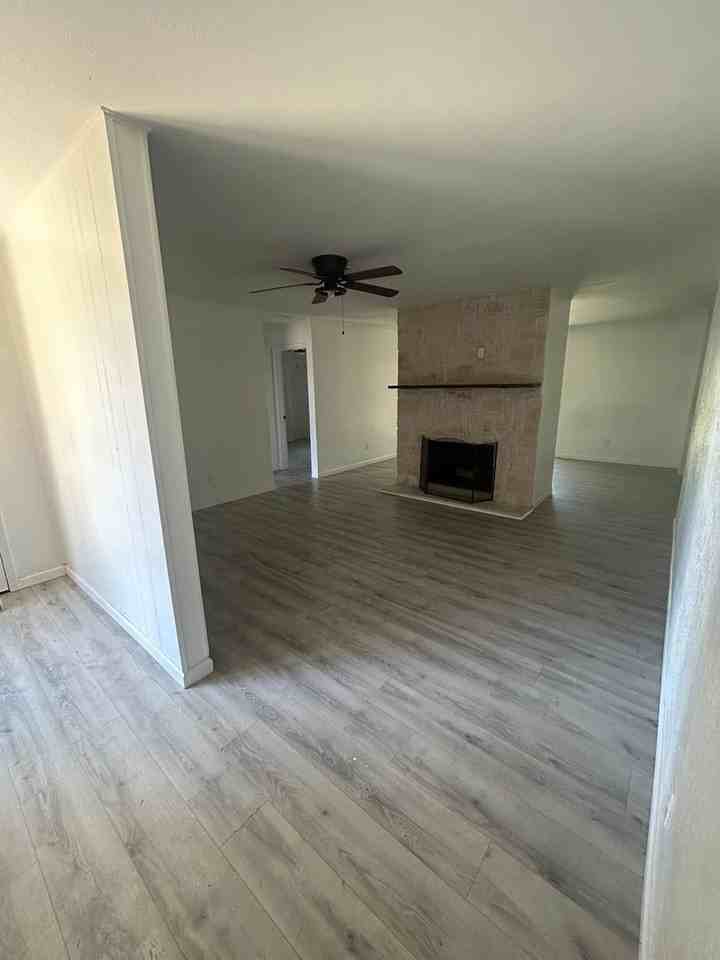 8216 Elkridge Ave - Photo 2 of 20