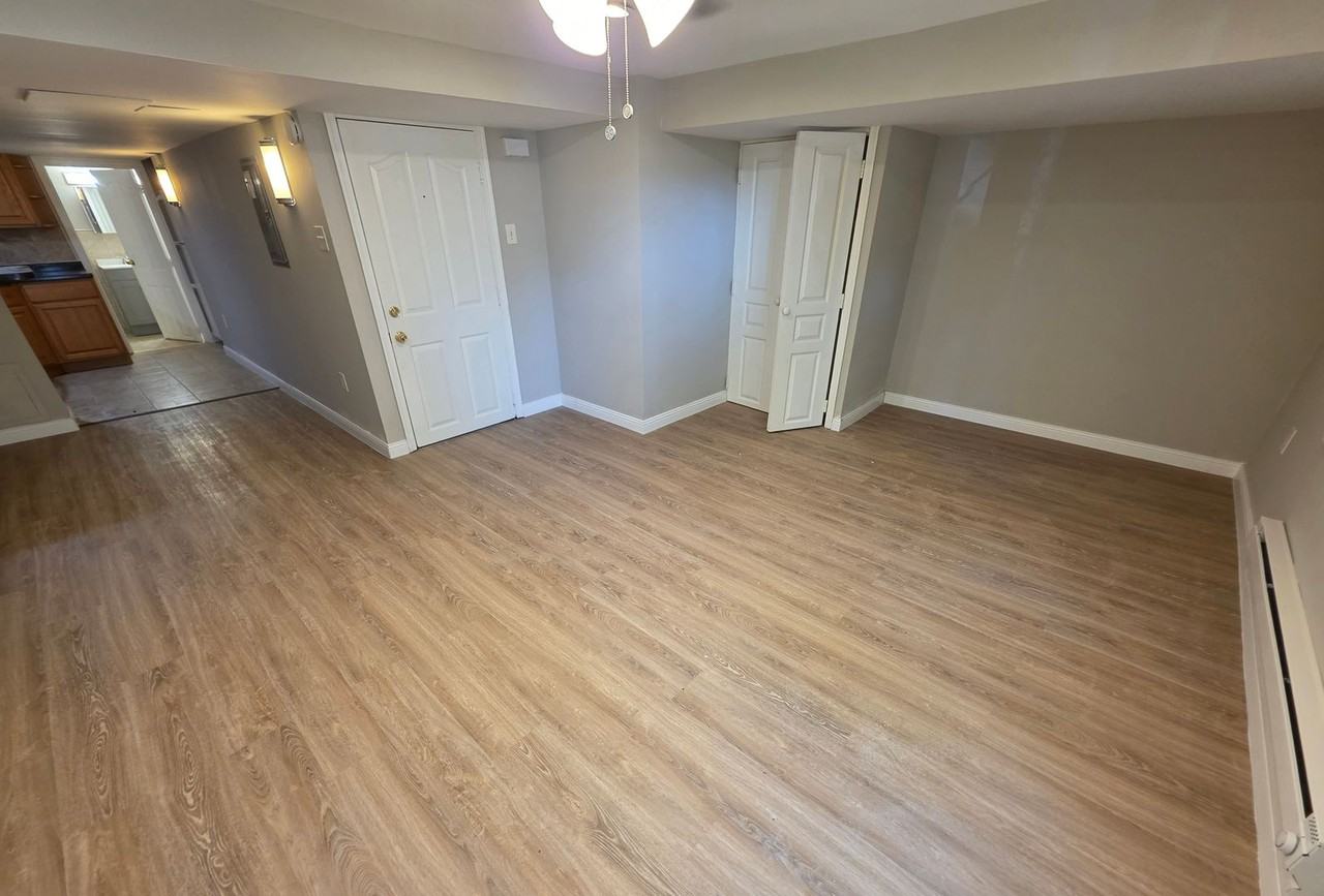 10903 Nandina Ct - Photo 4 of 6