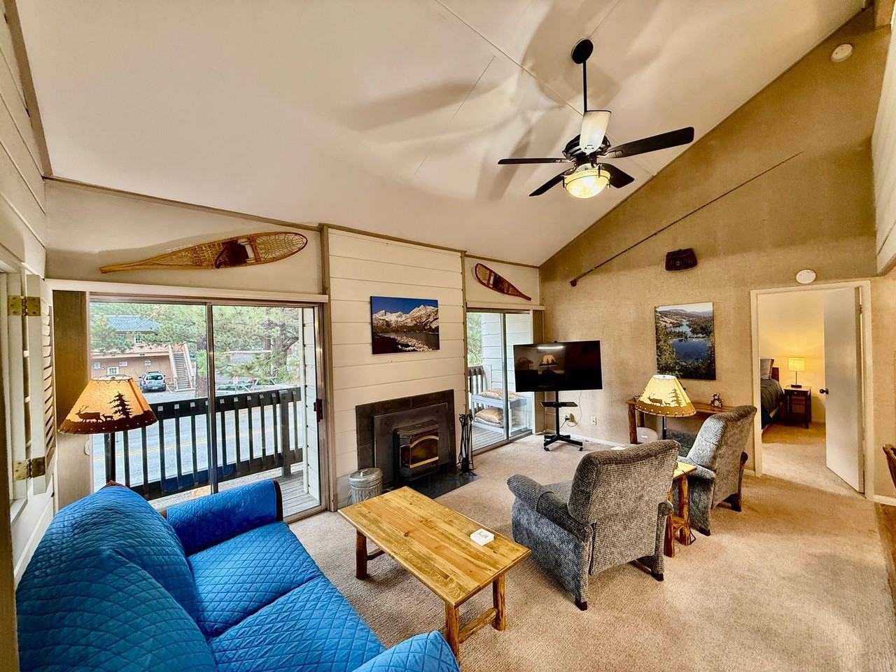 2289 Sierra Nevada Rd - Photo 4 of 38