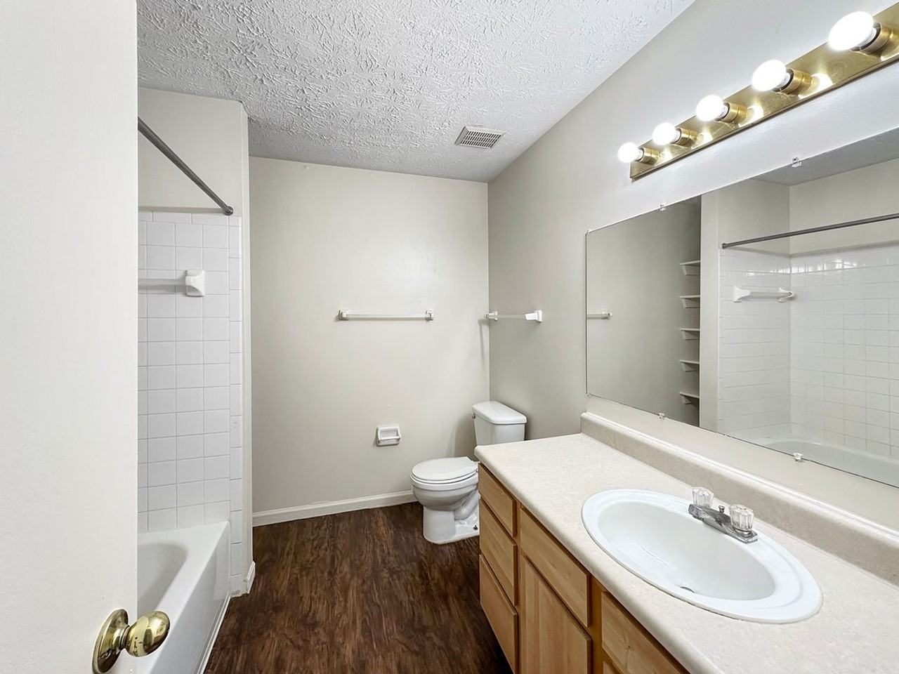 5370 Glenn Cross Rd - Photo 6 of 22