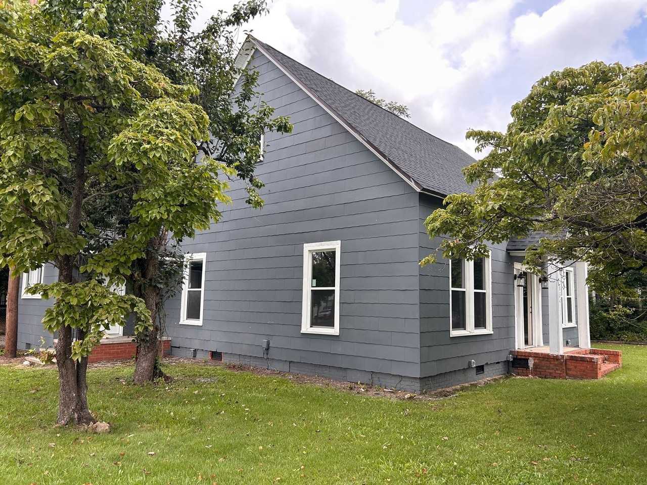 139 David Parnell Street - Photo 2 of 12