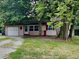 940 Beacon Ln - Photo 1 of 1
