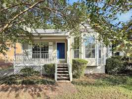 featured image of 6927 Brittany Ln