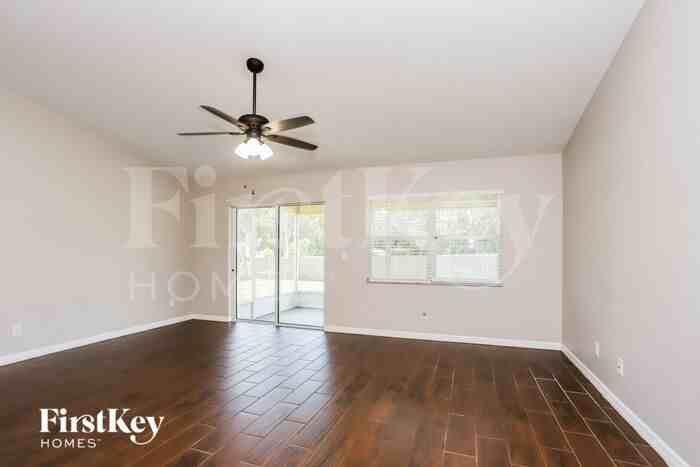 12011 82nd St E - Photo 2 of 15