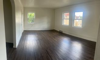 975 Debbe Ln #5 - Photo 1 of 1