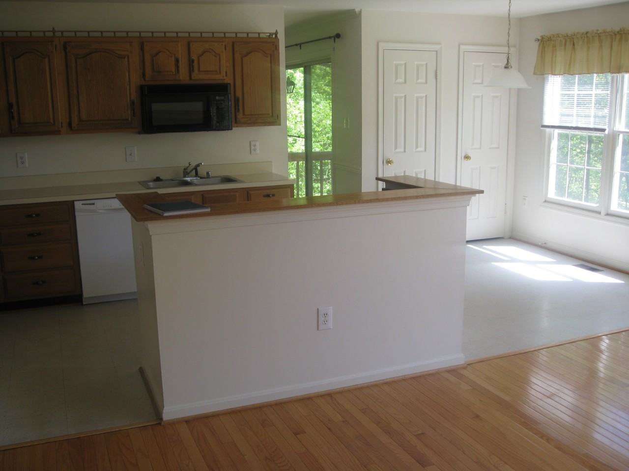 4804 Sweetbirch Dr #NA - Photo 3 of 8