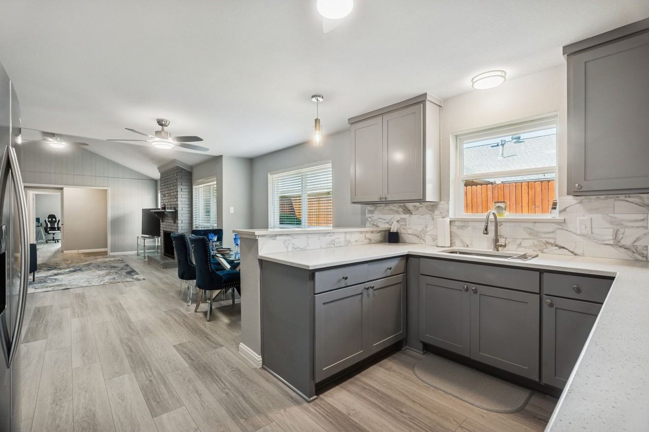 3334 San Mateo Dr #NA - Photo 7 of 19