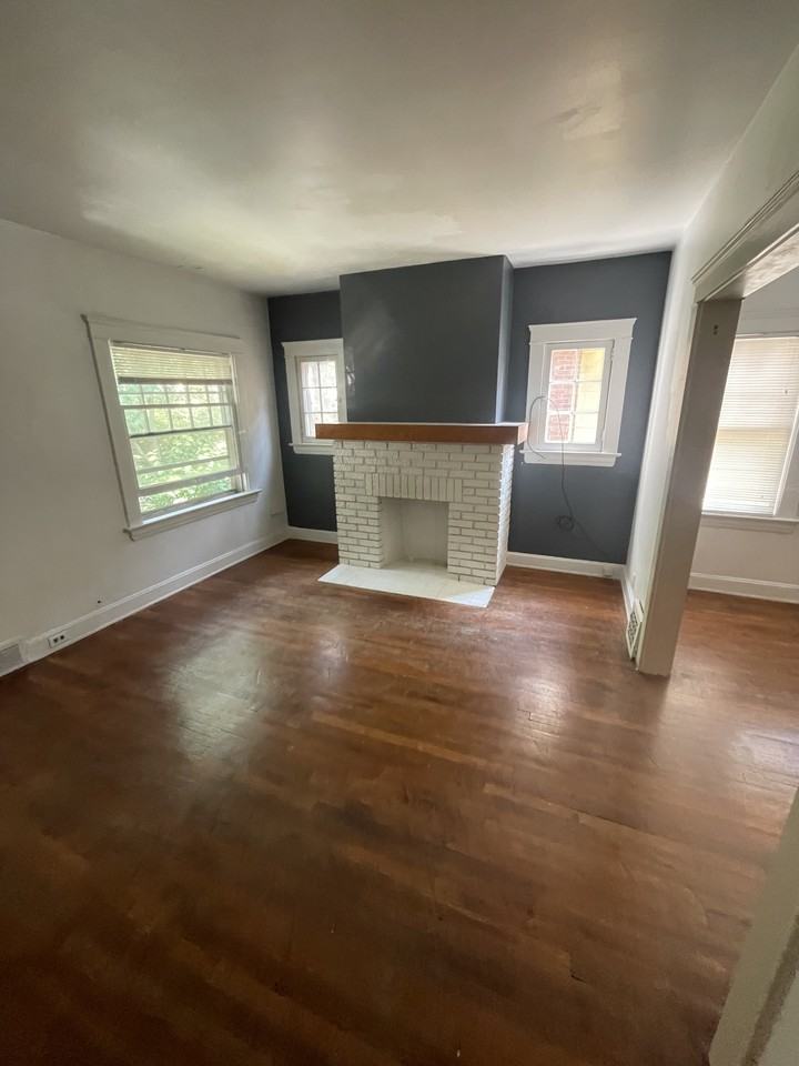 2296 Grandview Ave #2 - Photo 2 of 23