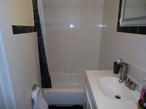 128 East Ave #2L - Photo 2 of 11