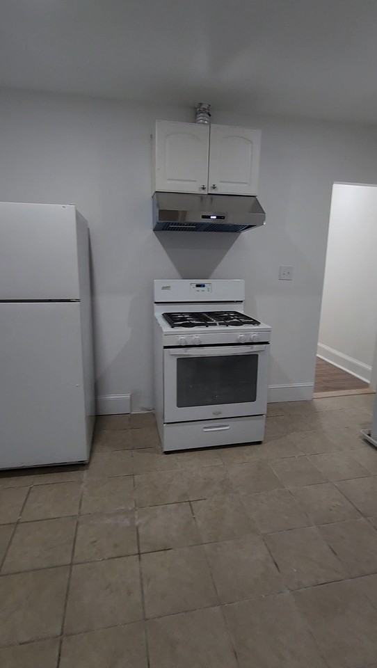 128 East Ave #2L - Photo 6 of 11