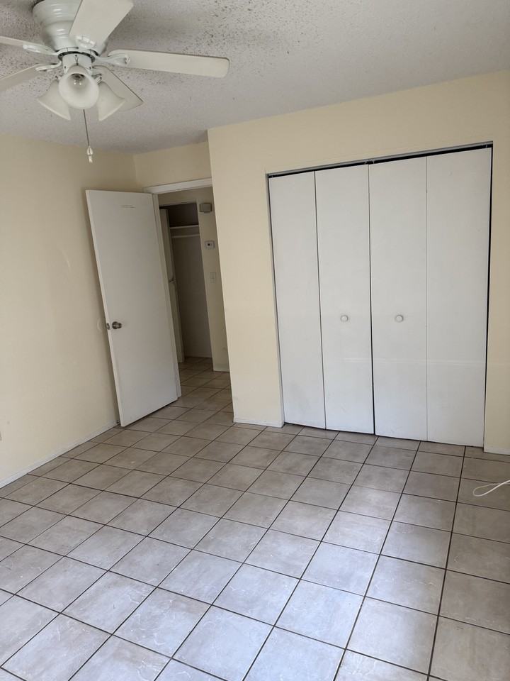 1731 S Washington Ave #A - Photo 4 of 6