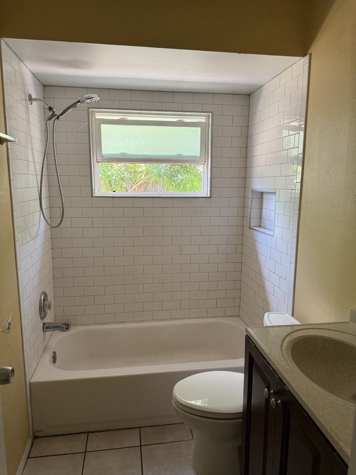 1731 S Washington Ave #A - Photo 5 of 6