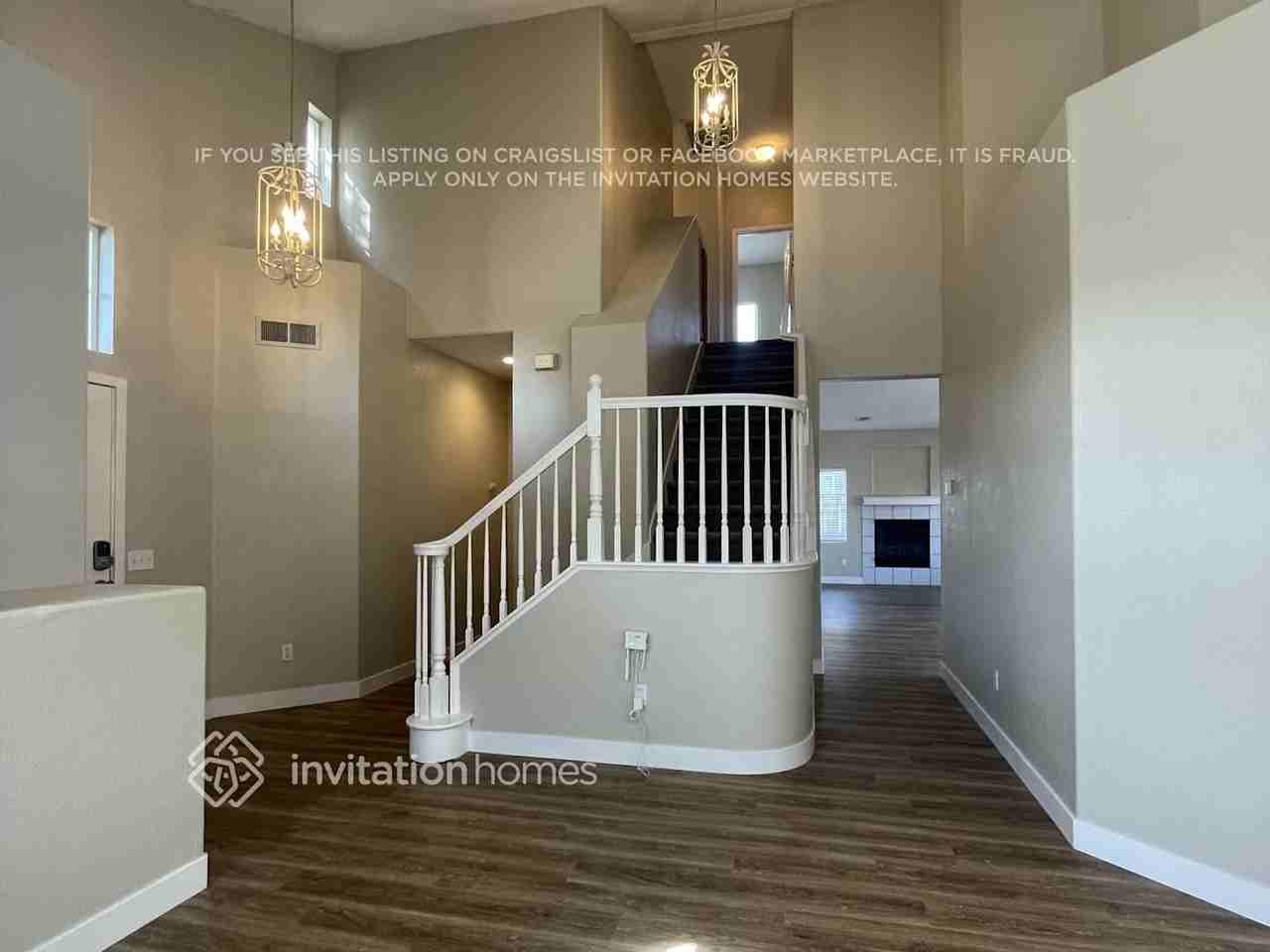 9255 Boulder Falls Ct - Photo 4 of 22