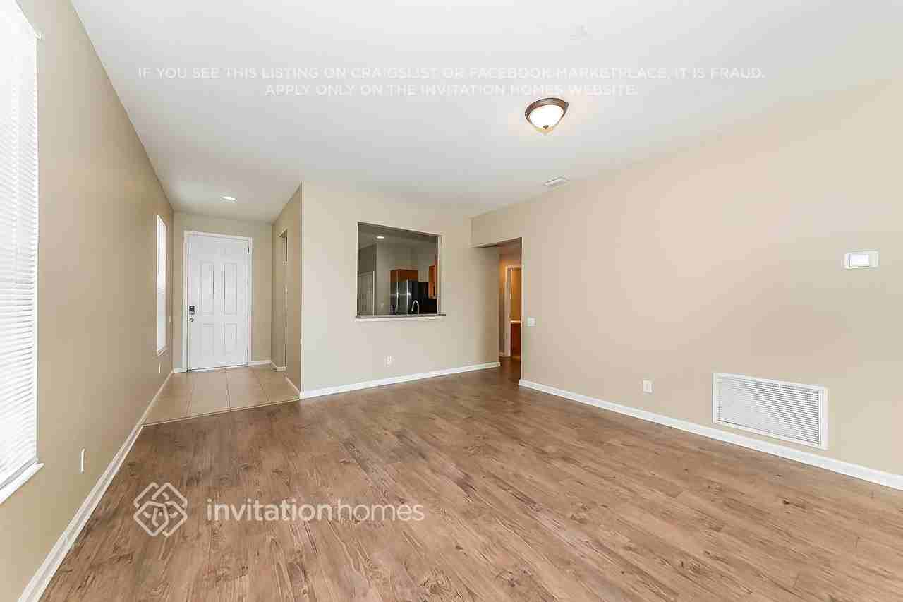 9776 50th Street Cir E - Photo 3 of 17