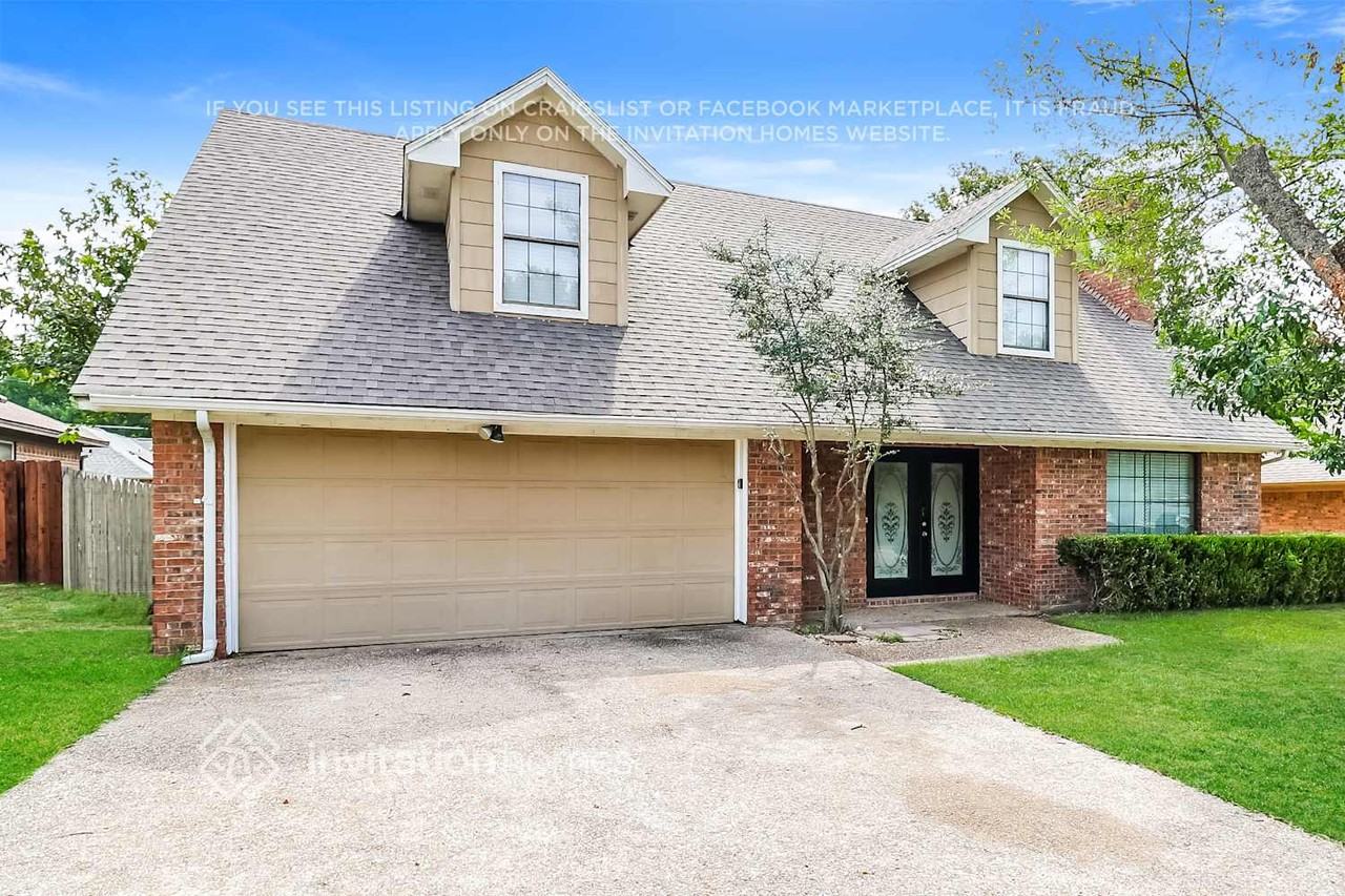 3801 Devonaire Dr - Photo 4 of 18