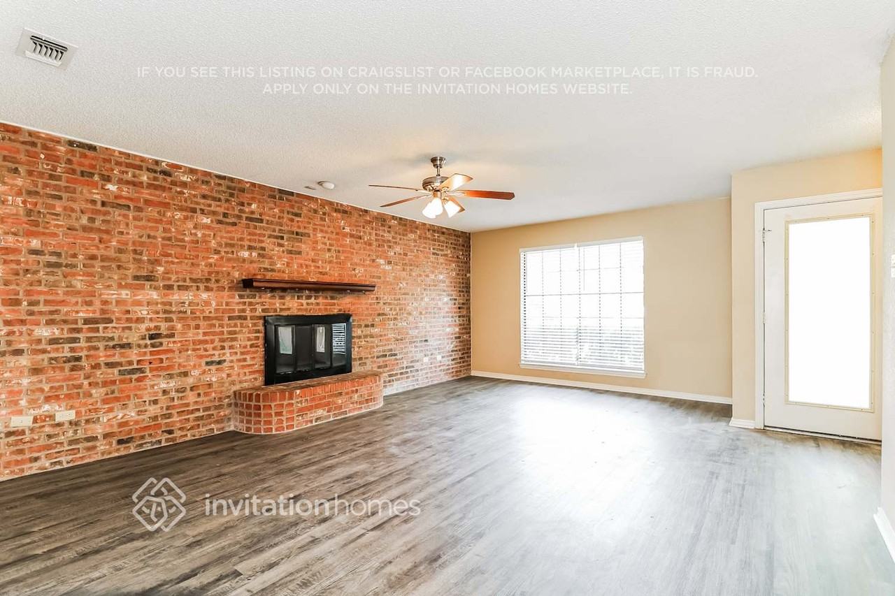 3801 Devonaire Dr - Photo 5 of 18