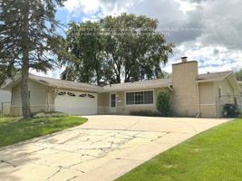 featured image of 15416 Ridgeland Ave