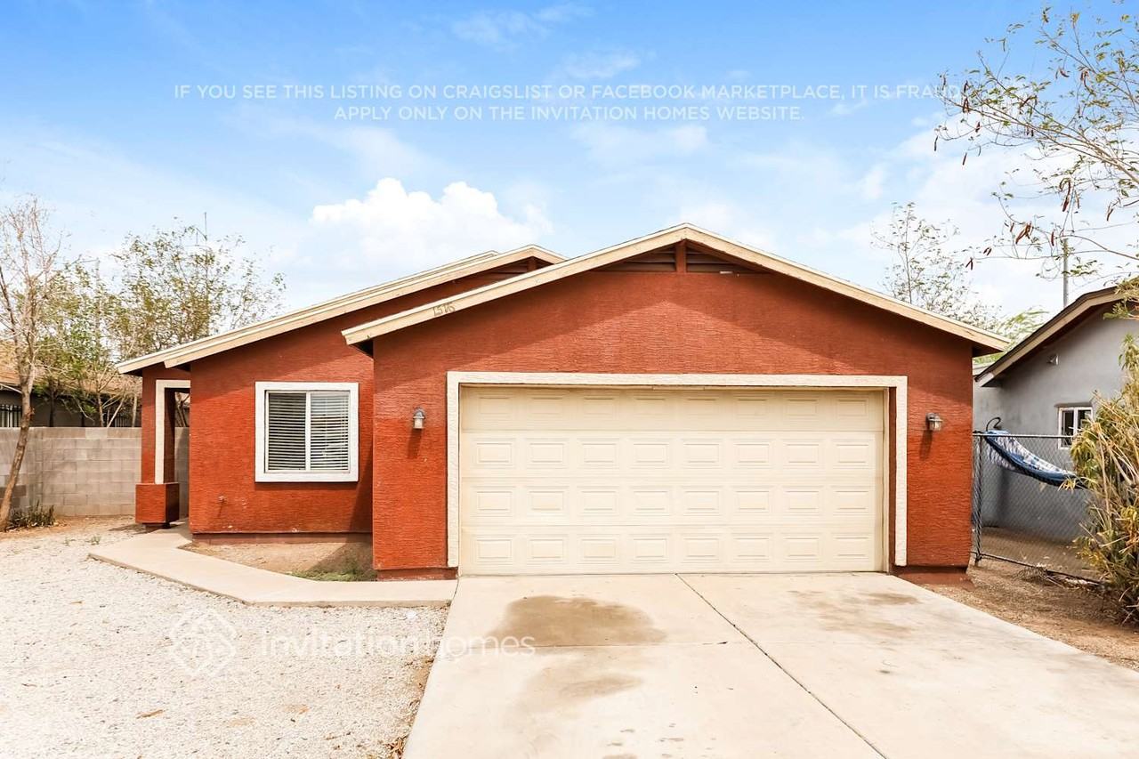 1516 West Hadley Street