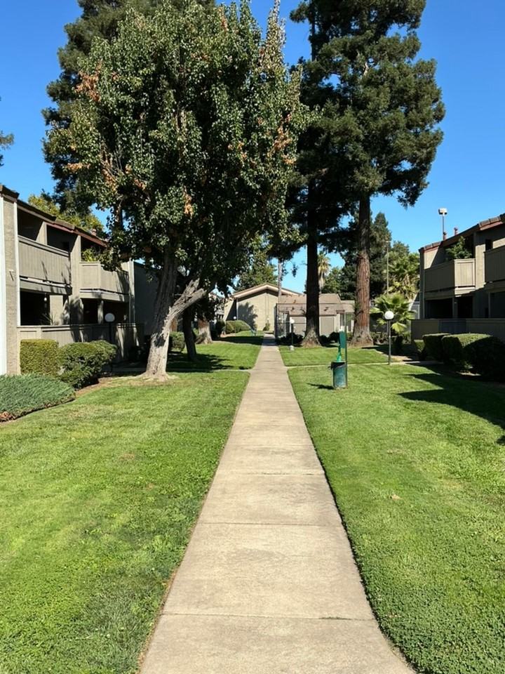 Sunflorin Village Apartments - Photo 2 of 29