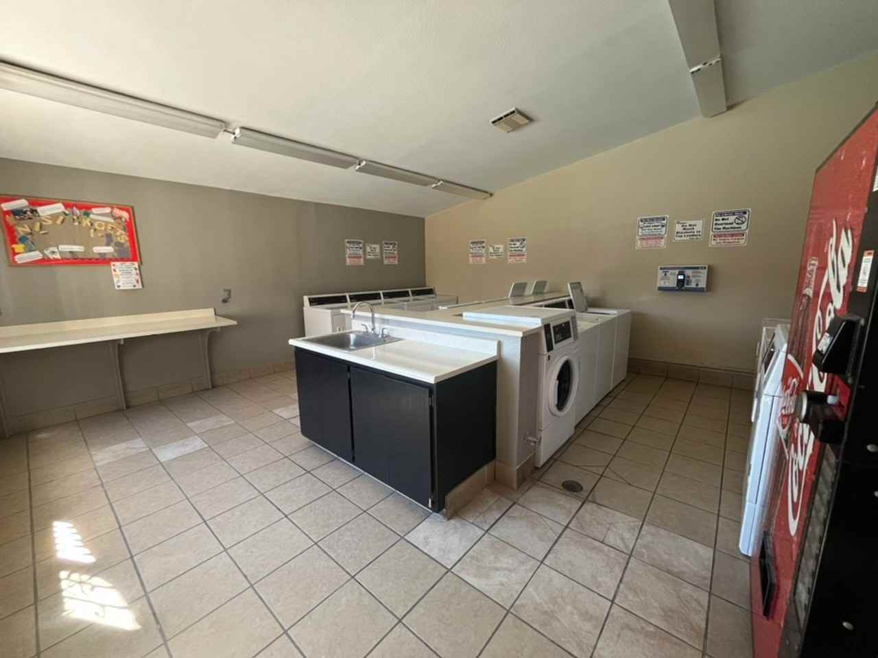 Sunflorin Village Apartments - Photo 6 of 29