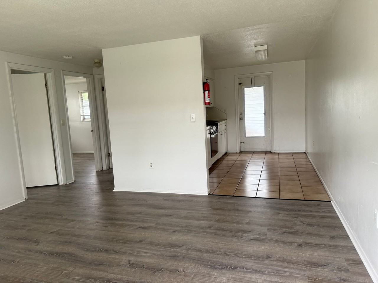 1209 11th Avenue West - Photo 6 of 13