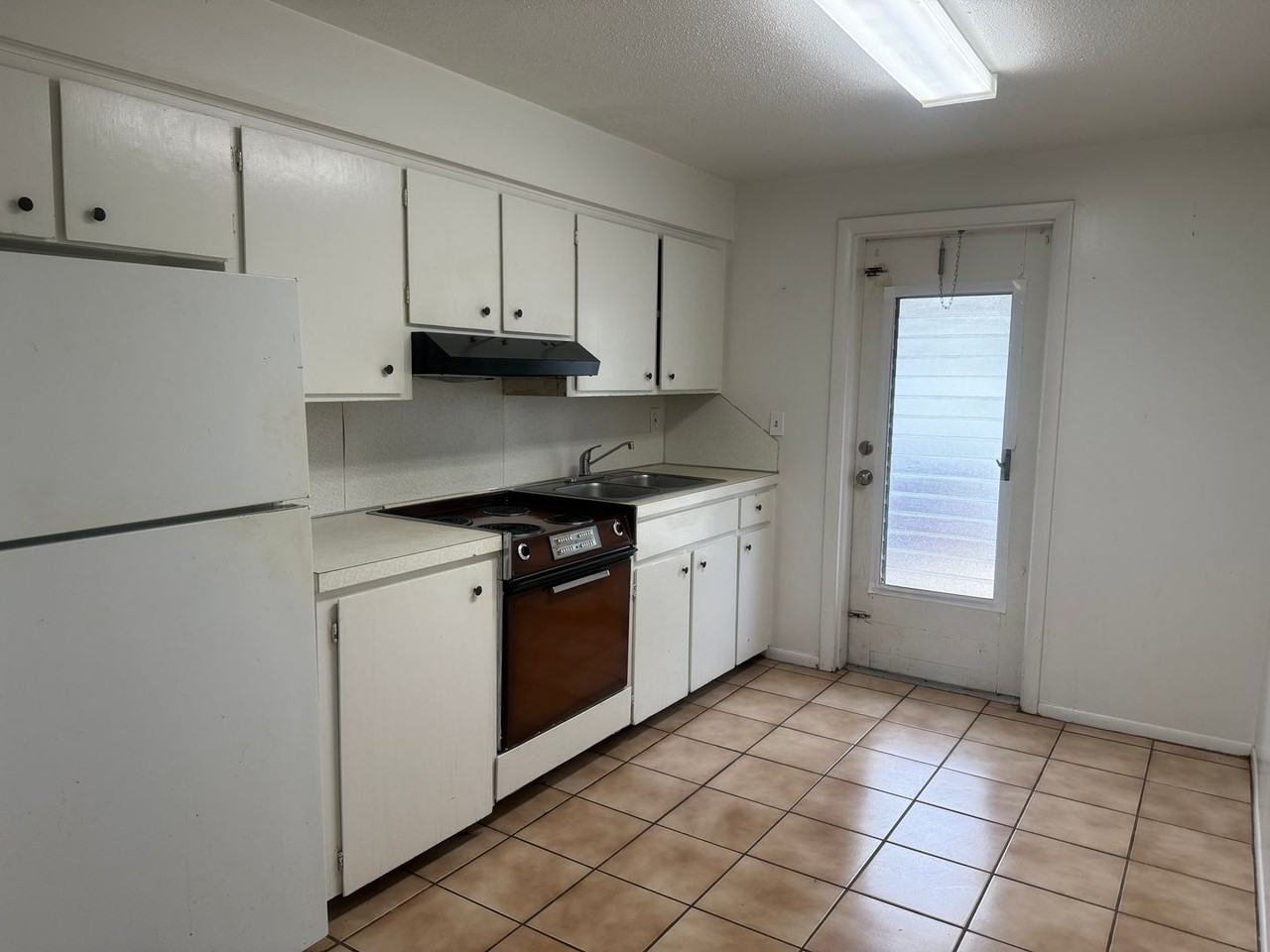 1209 11th Avenue West - Photo 7 of 13