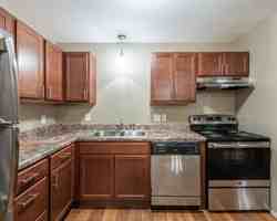 featured image of 1905 Parkwood Dr