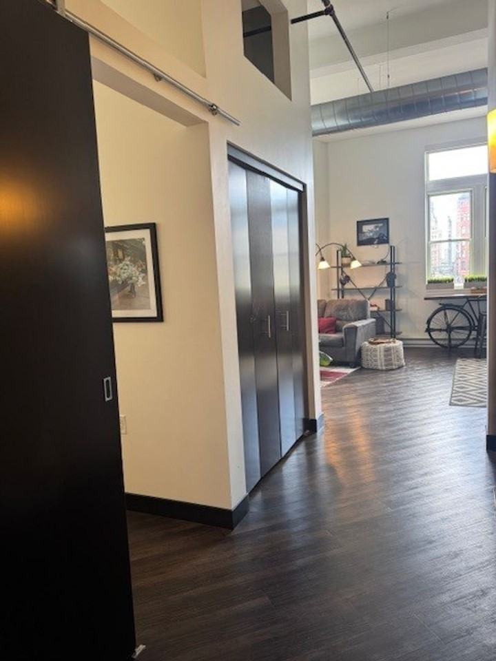 Mayer MKE - Photo 7 of 17