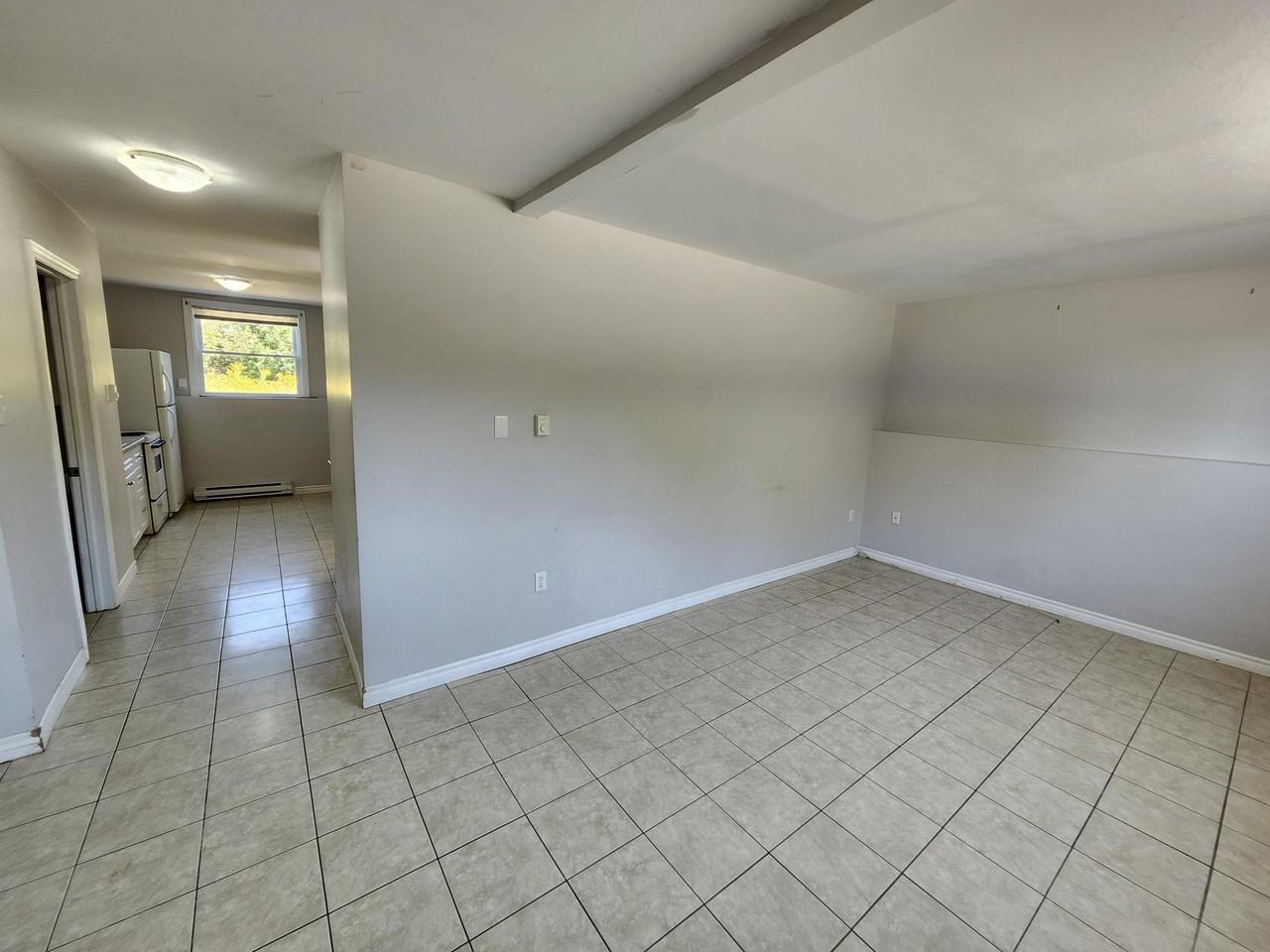 2 -2 Kingsview Crt #2 - Photo 3 of 12