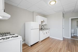 featured image of 90 Appleton St