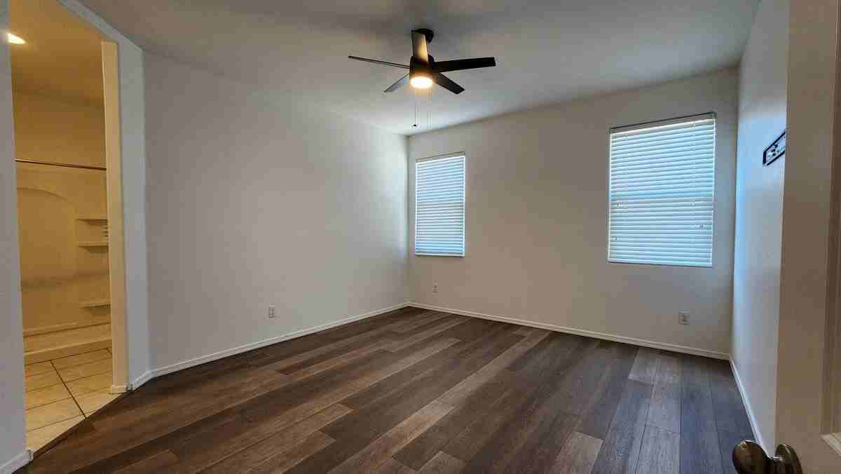 41932 W Manderas Ln - Photo 5 of 12