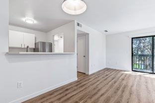 Hilton Street Apartments - Photo 1 of 1