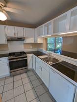 220 Saint Andrews Ln - Photo 1 of 1
