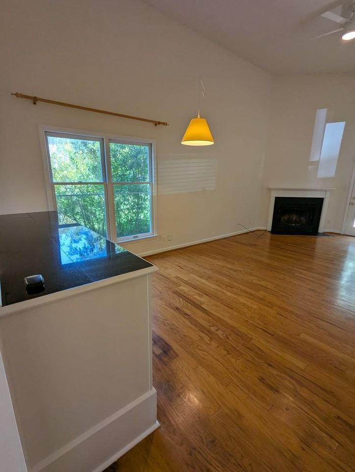 220 Saint Andrews Ln - Photo 6 of 20
