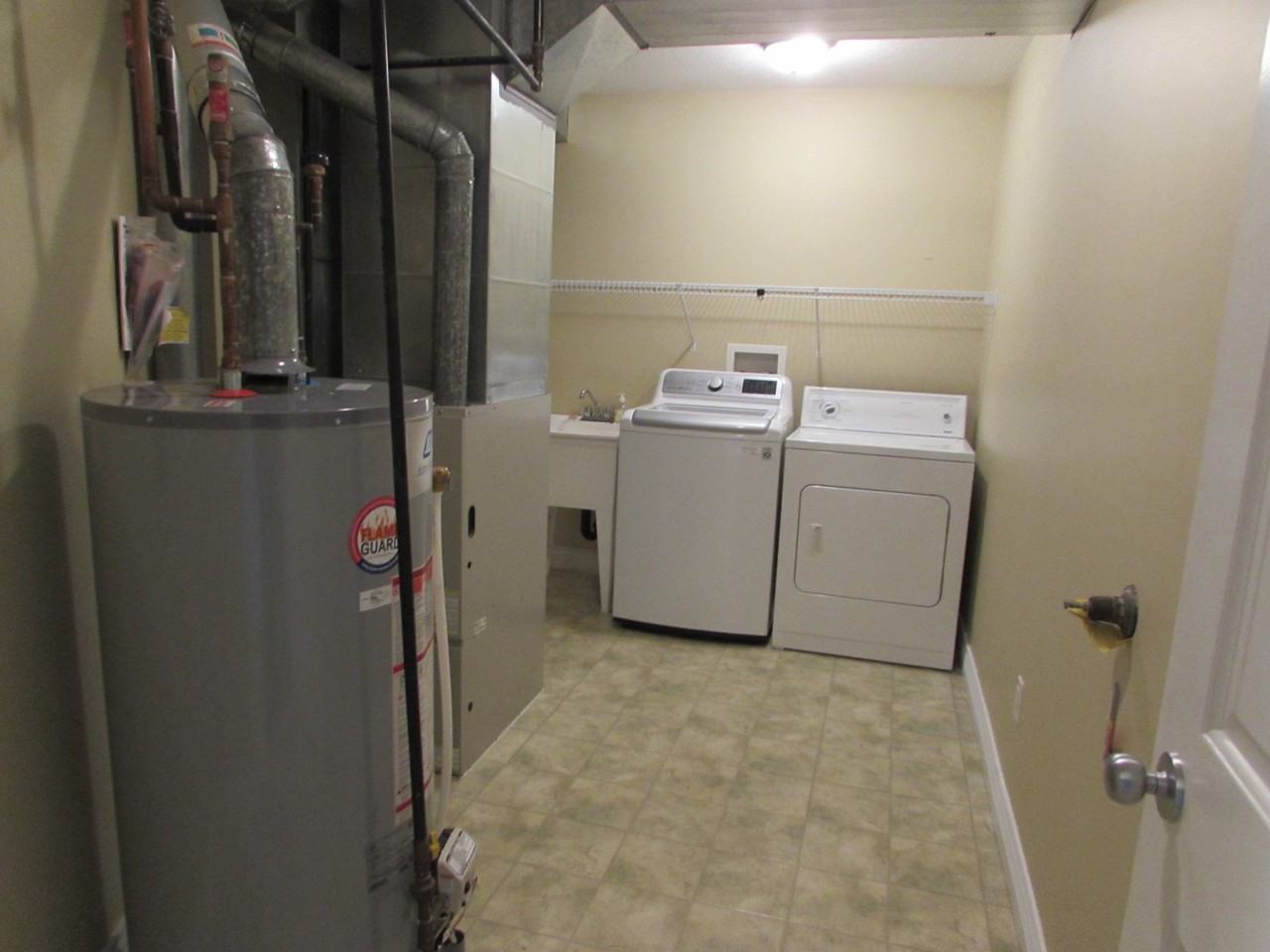 6517 Peregrine Rd Uppr - Photo 2 of 35