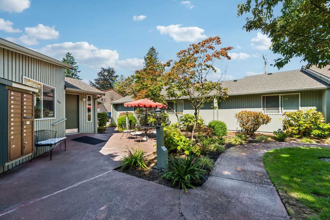 Gilman Gardens - Photo 6 of 20