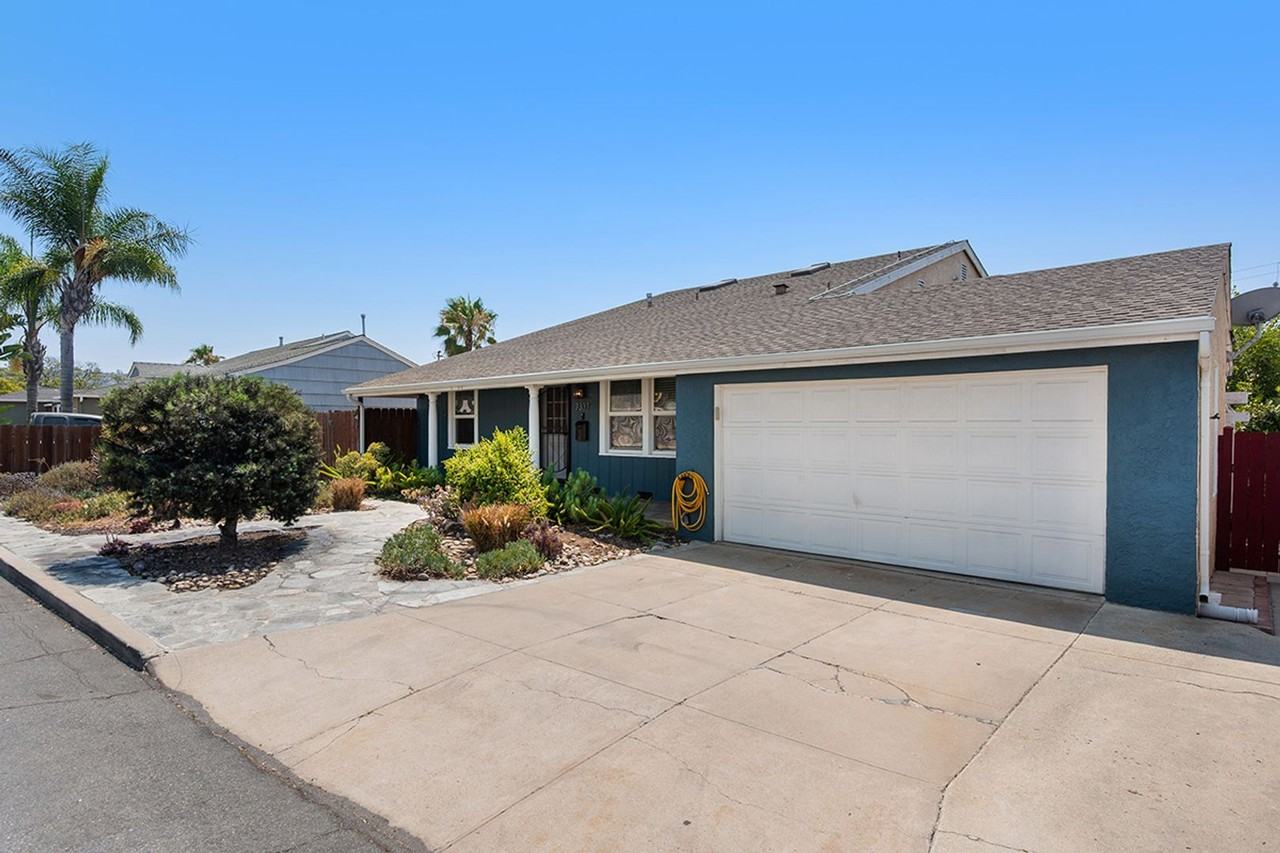 7337 W Point Ave - Photo 2 of 45