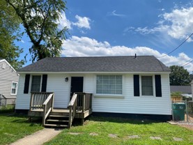 113 S Elm Ave - Photo 1 of 1