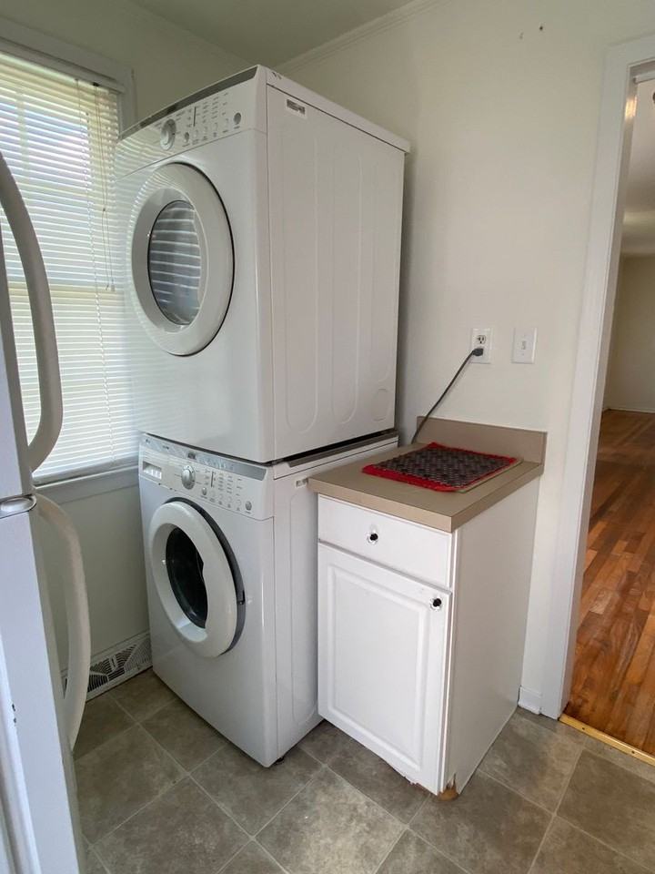 113 S Elm Ave - Photo 5 of 11