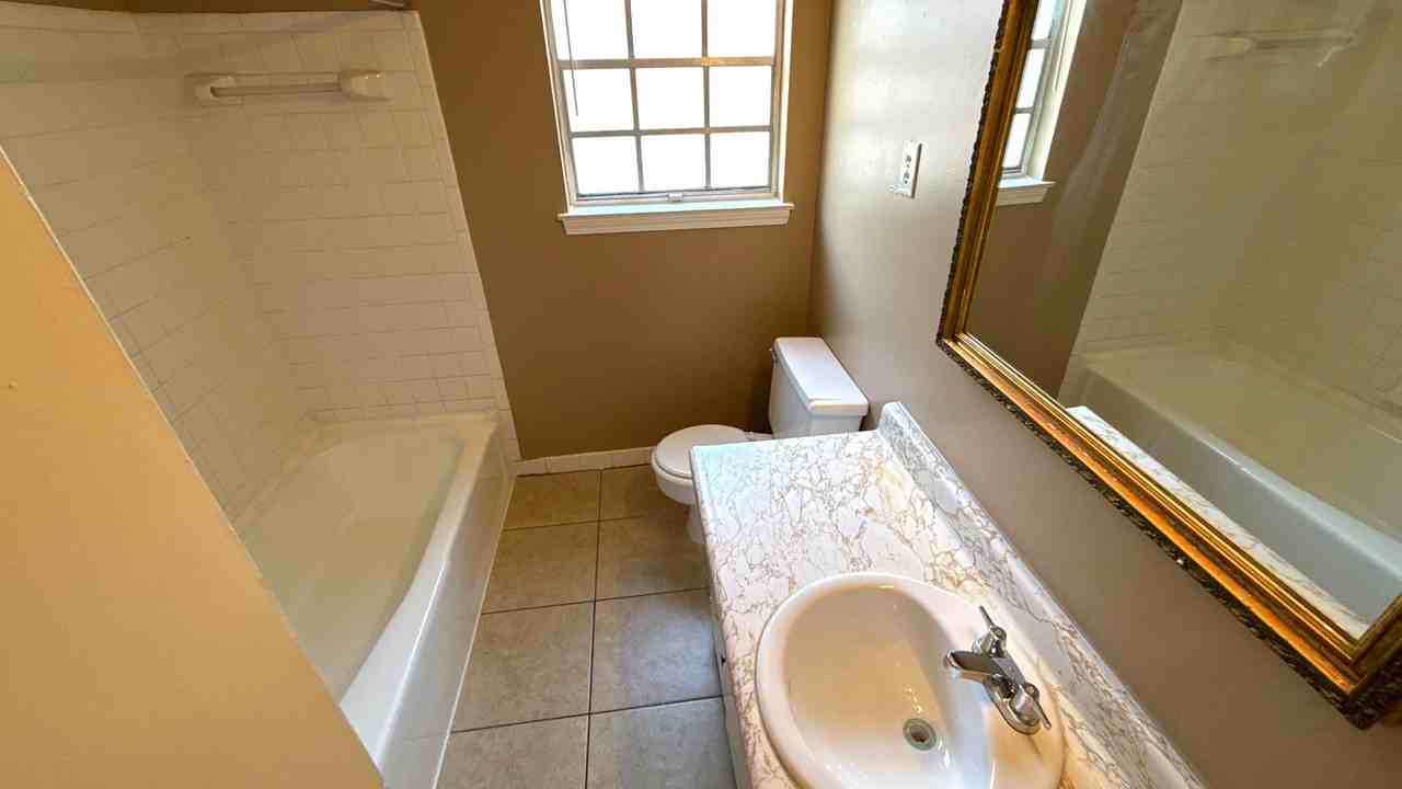 837 Candace Dr - Photo 6 of 12