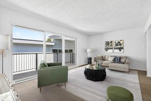 175 175/195 Nova Albion Way - Photo 1 of 1