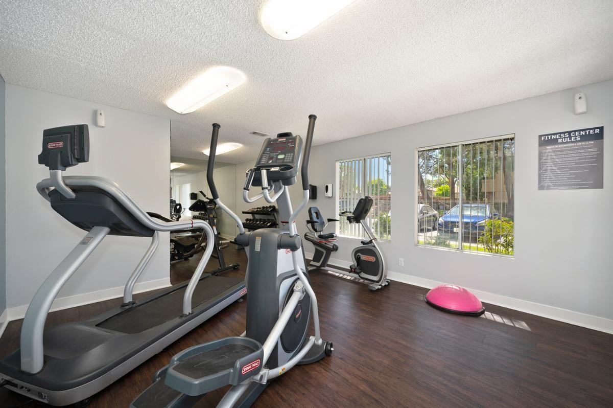 1800 W Avenue J12 - Photo 6 of 12