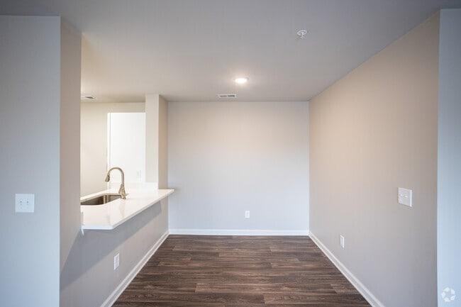 100 Arbor Lake Blvd - Photo 2 of 50