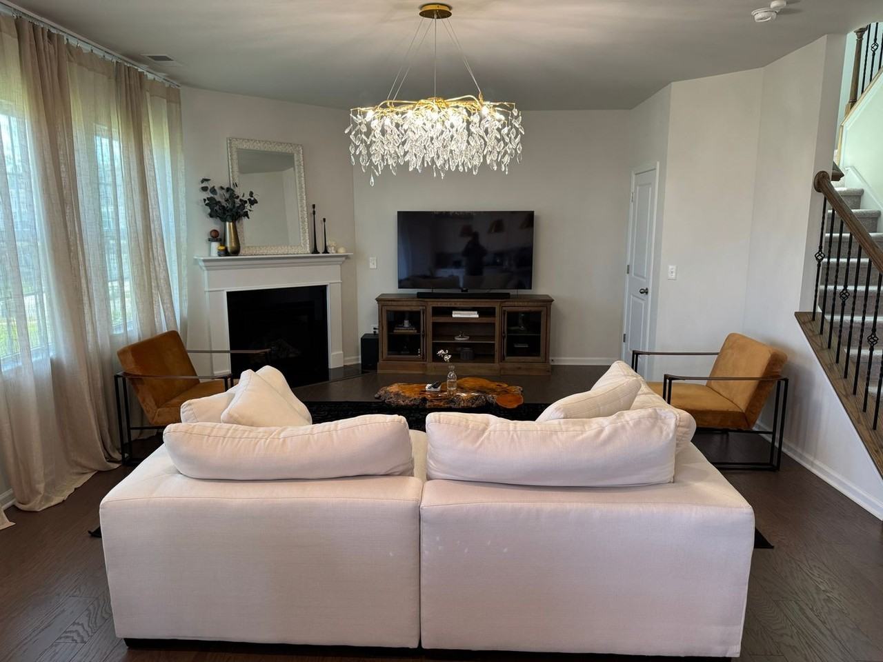 2632 Swamp Chestnut Oak Ln - Photo 4 of 46