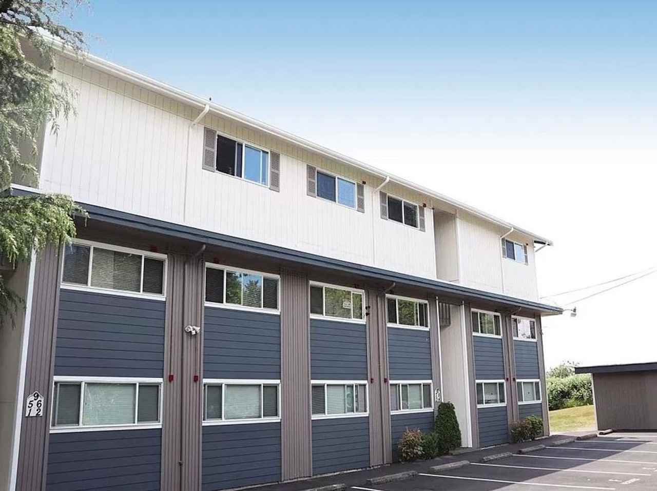 Rainier Sound View - Photo 2 of 3