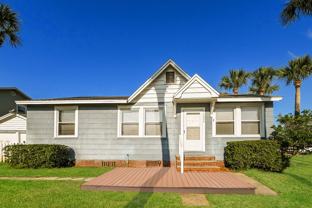 1004 2nd St - Photo 1 of 1