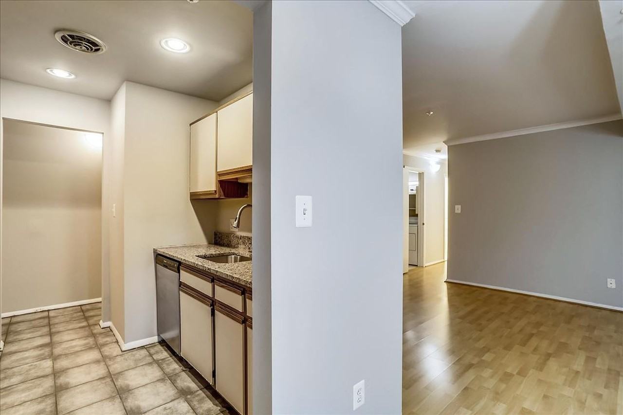 7915 Coriander Drive #102 - Photo 5 of 20